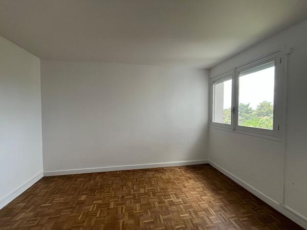 Appartement 3 pièces à louer Châtellerault - 86100 / Réf: 671