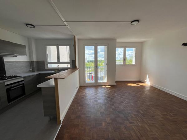 Appartement 3 pièces à louer Châtellerault - 86100 / Réf: 671