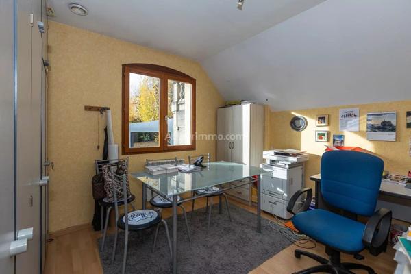 Vente Maison 9 pièces 225 m2 à Ruy-Montceau