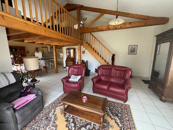 LA ROCHE SUR YON MAISON A VENDRE