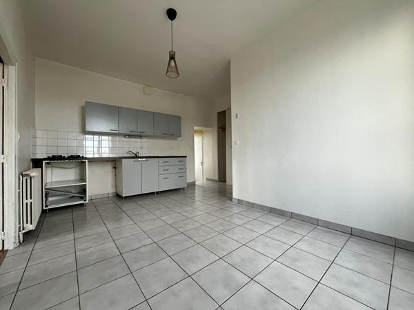 À vendre : Appartement 3 pièces à Saint Meen Le Grand