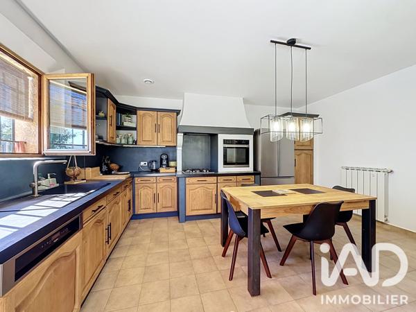 Maison à vendre 8 pièces 200 m² Fayence