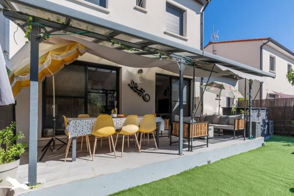 Maison 430 000 € Sommières 5 p 120 m² DPE A