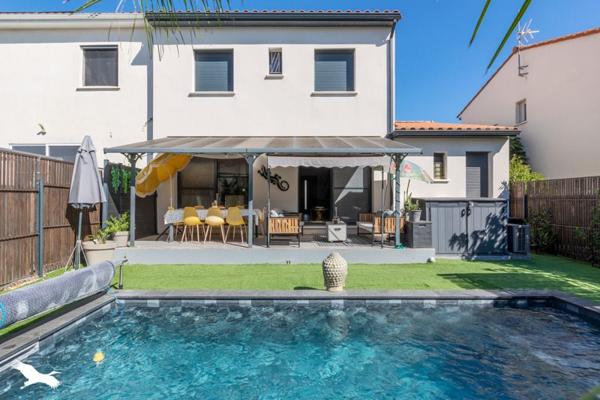 Maison 430 000 € Sommières 5 p 120 m² DPE A