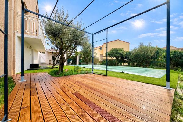 Perpignan Porte d'Espagne - Maison 4 chambres, garage et jardin avec piscine à vendre