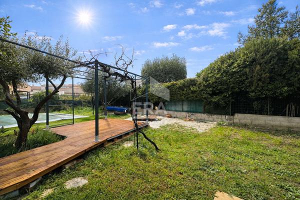 Perpignan Porte d'Espagne - Maison 4 chambres, garage et jardin avec piscine à vendre