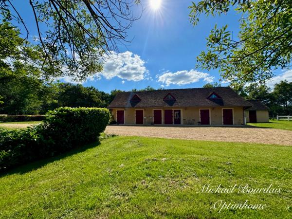 Propriété en campagne – Maison rénovée, gîtes, 7,5 ha avec installations équestres et nombreuses possibilités