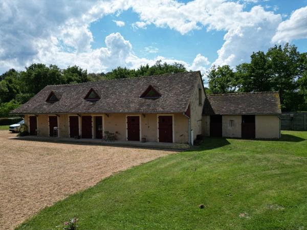 Propriété en campagne – Maison rénovée, gîtes, 7,5 ha avec installations équestres et nombreuses possibilités
