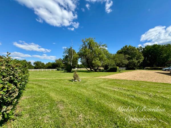 Propriété en campagne – Maison rénovée, gîtes, 7,5 ha avec installations équestres et nombreuses possibilités