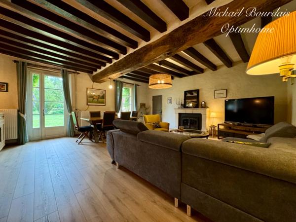 Propriété en campagne – Maison rénovée, gîtes, 7,5 ha avec installations équestres et nombreuses possibilités