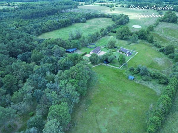 Propriété en campagne – Maison rénovée, gîtes, 7,5 ha avec installations équestres et nombreuses possibilités