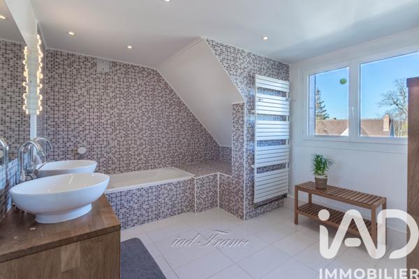 Maison à vendre 6 pièces 156 m² Marly-le-Roi