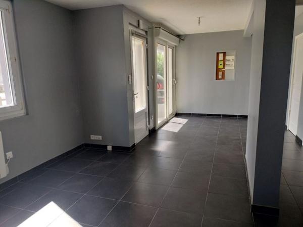 Maison mitoyenne 1 côté Montoir-de-Bretagne 74 m²