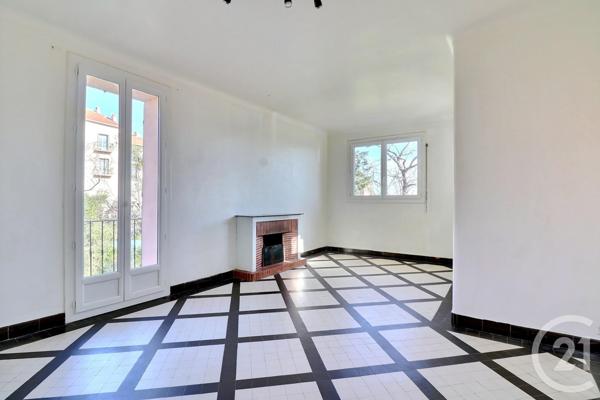 Maison à vendre  10 pièces - 162,09 m2 FREJUS - 83