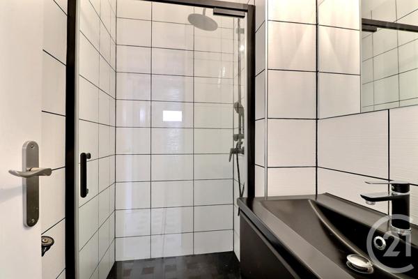 Maison à vendre  10 pièces - 162,09 m2 FREJUS - 83