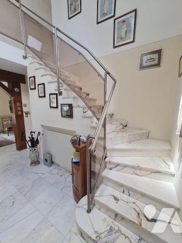 PAVILLON - A VENDRE- VENDOME (41100)