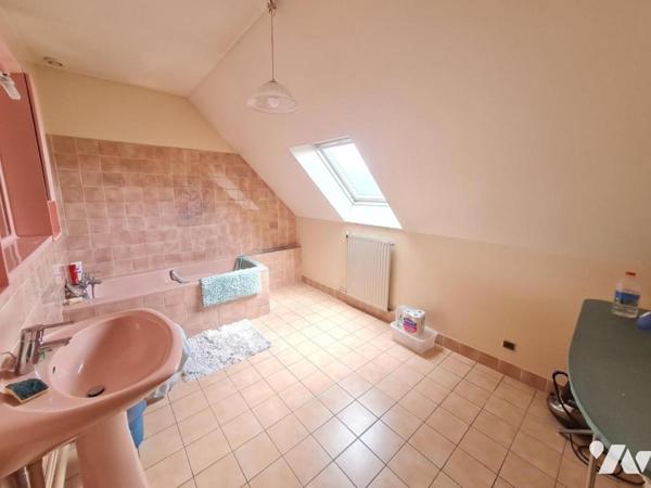 PAVILLON - A VENDRE- VENDOME (41100)