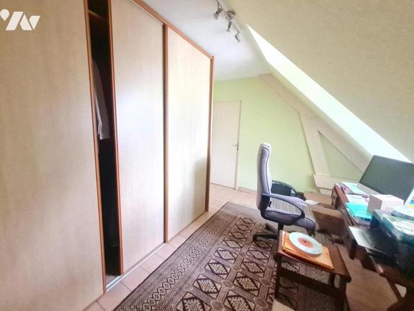 PAVILLON - A VENDRE- VENDOME (41100)