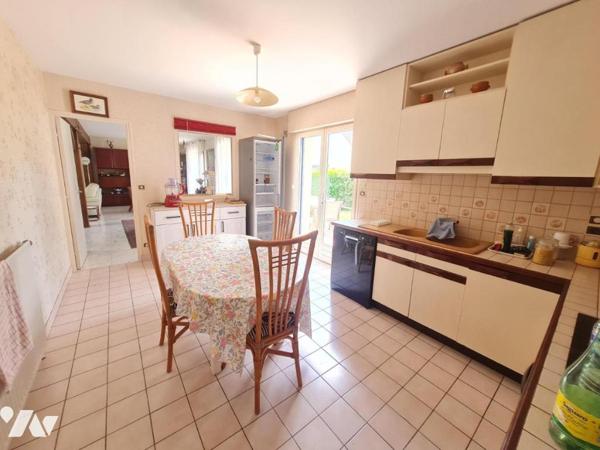 PAVILLON - A VENDRE- VENDOME (41100)