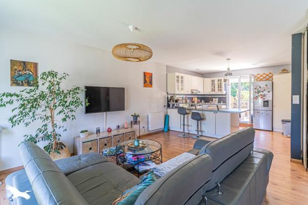 Maison à vendre 410 670 € Blanquefort 5 p 104 m² DPE D