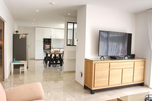 Maison neuve en lotissement  Carpentras - 4 pièces - 3 chambres - 95 m2