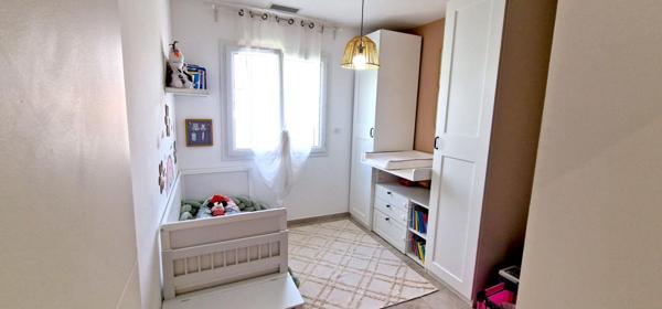 Maison neuve en lotissement  Carpentras - 4 pièces - 3 chambres - 95 m2