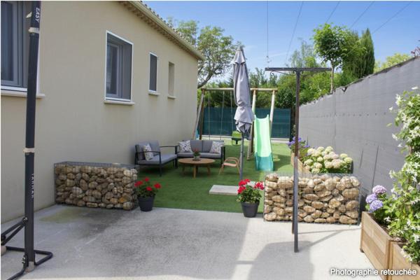 Maison neuve en lotissement  Carpentras - 4 pièces - 3 chambres - 95 m2