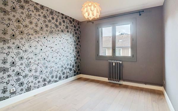 Appartement à louer    4 pièces • 110,57 m2 Aurillac