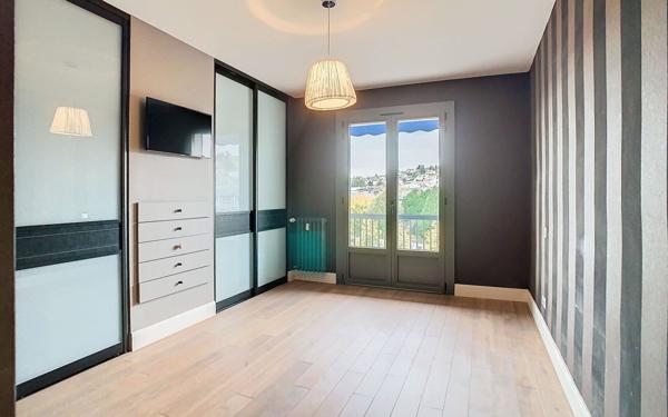 Appartement à louer    4 pièces • 110,57 m2 Aurillac