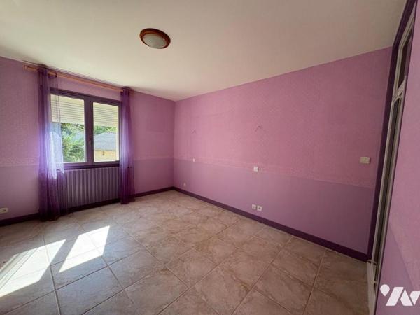 COMMUNE DE CELLES SUR BELLE, un ensemble immobilier de deux maisons