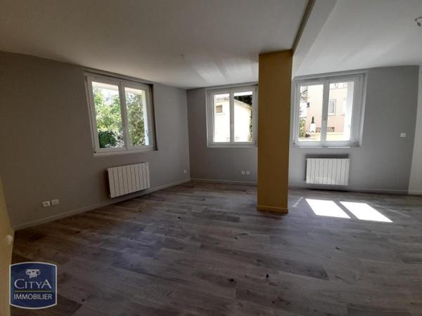 Appartement à louer 4 pièces 63.73m²