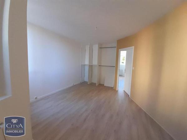 Appartement à louer 4 pièces 63.73m²