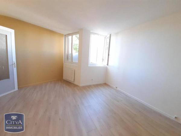 Appartement à louer 4 pièces 63.73m²