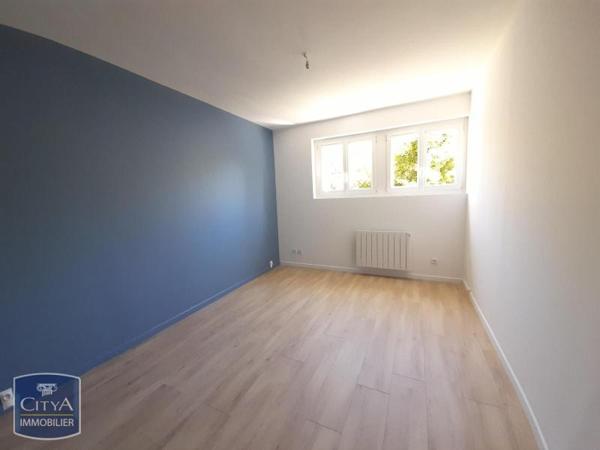 Appartement à louer 4 pièces 63.73m²
