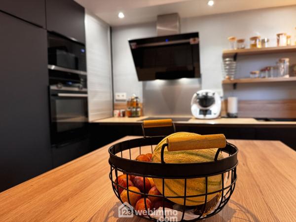 Maison 88.9 m² à Trélazé 49800