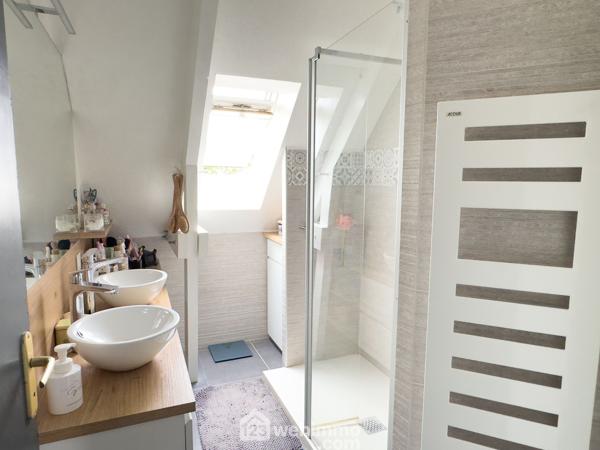 Maison 88.9 m² à Trélazé 49800