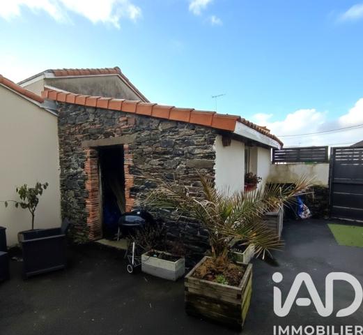 Maison à vendre 4 pièces 126 m² Beaupréau-en-Mauges (la chapelle du Genêt)