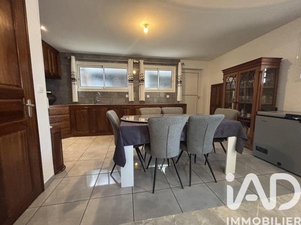 Maison à vendre 13 pièces 369 m² Le Tampon