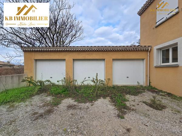 Maison 4 chambres avec terrasse, garage et place de parking