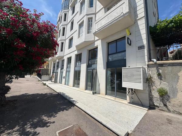 Achat - Fonds et/ou murs commerciaux | Local mixte (Professionnel/Habitation) Ajaccio 20000 5 pièces 74 m 2