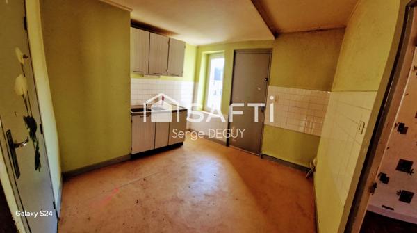 IMMEUBLE LIBRE à  REHABILITE