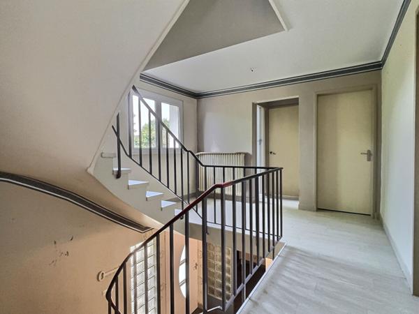 Maison familiale- Saint Avold -7 chambres- 233 m2- Terrain 16.85 ares