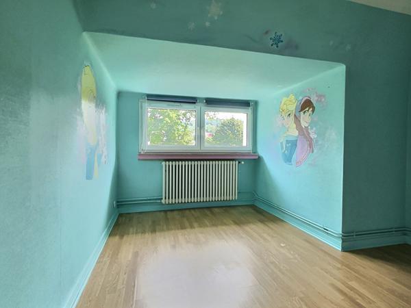 Maison familiale- Saint Avold -7 chambres- 233 m2- Terrain 16.85 ares