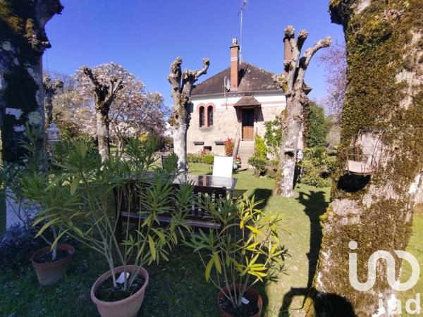 Maison 6 pièces de 108 m² à Éguzon-Chantôme (36270)