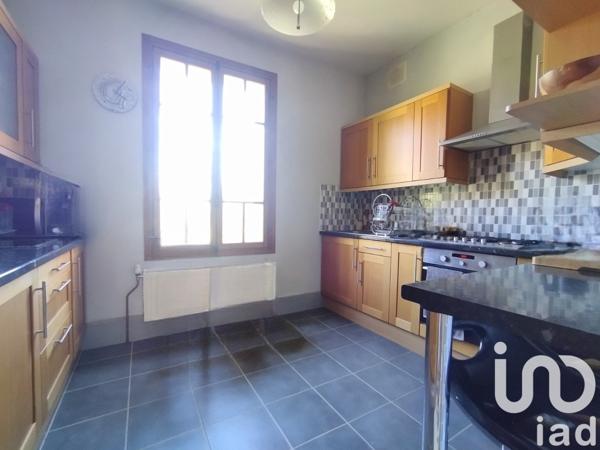 Maison 6 pièces de 108 m² à Éguzon-Chantôme (36270)