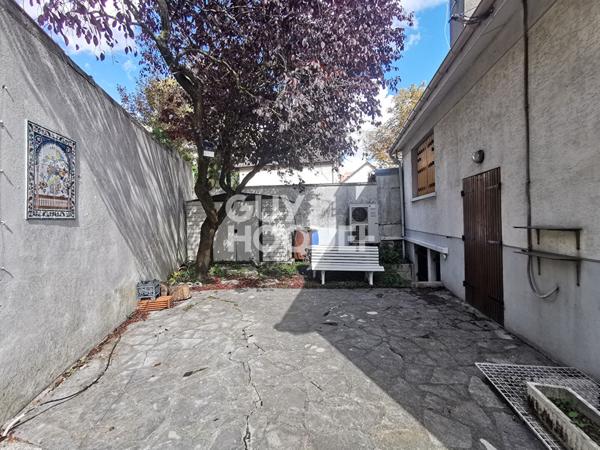 Charmante maison familiale de 130 m² avec espaces indépendants -