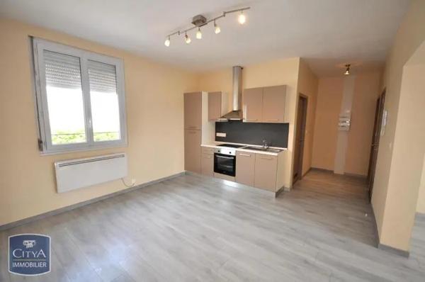 Appartement à louer 2 pièces 69m²