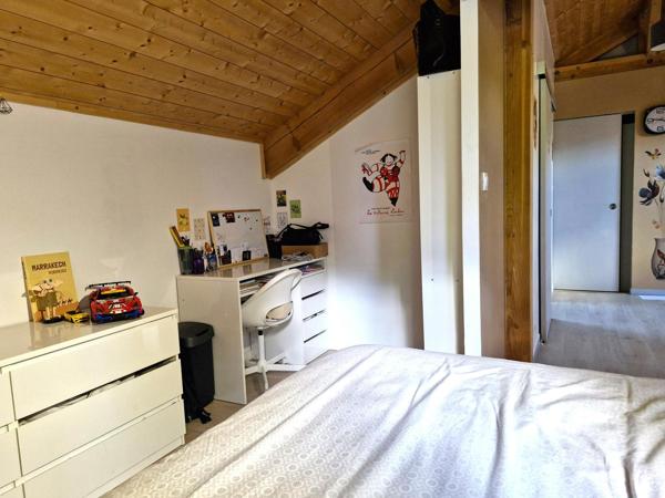 Maison récente avec deux logements indépendants à Guillestre
