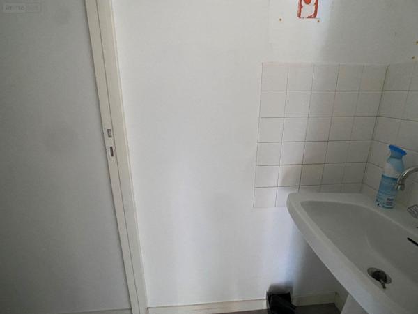 Bureaux à vendre à Limoges en Haute-Vienne (87000), ref : 87006/1132   
CORGNAC