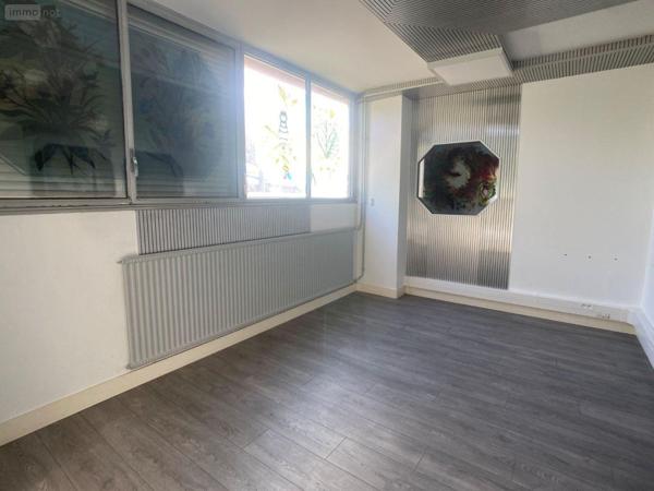 Bureaux à vendre à Limoges en Haute-Vienne (87000), ref : 87006/1132   
CORGNAC